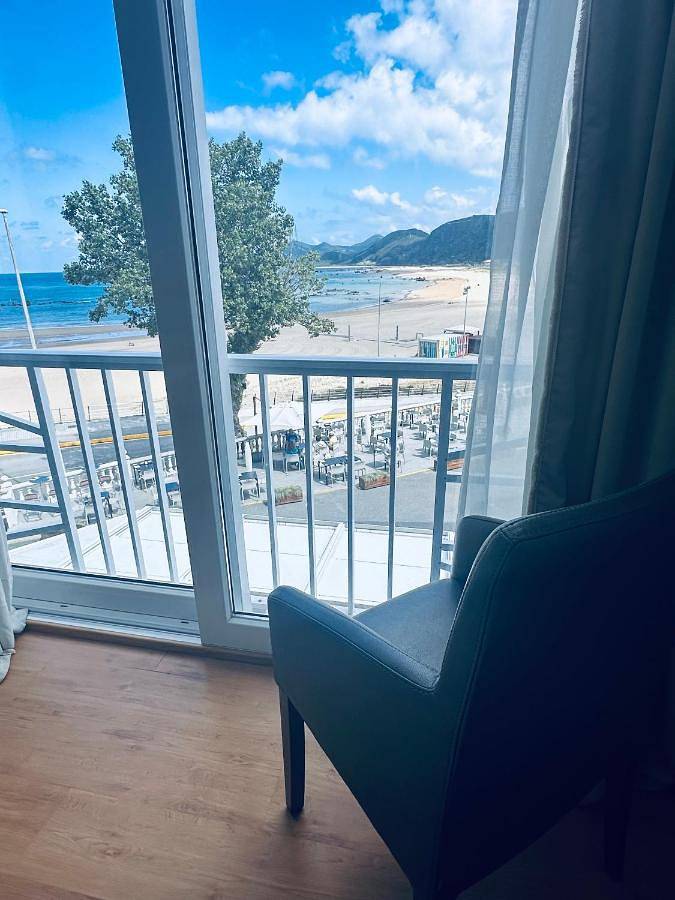 Hotel Las Olas in Playa de Tregandín, Noja