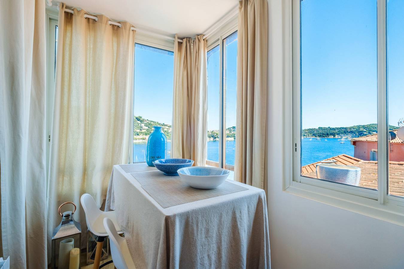 Ganze Wohnung, Ferienwohnung 'Magnifique Vue Mer' mit Meerblick, Wi-Fi und Klimaanlage in Villefranche-sur-Mer, Nizza und Umgebung