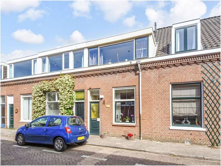 Villa voor 2 personen, met Balkon en Terras in Den Haag