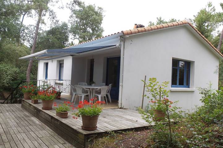 Holiday home for 8 people, with terrace and garden - 1