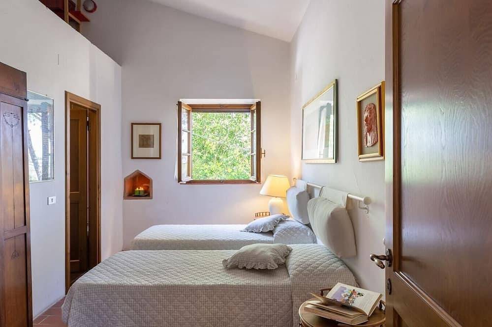 Ganze Wohnung, Villa Elsa - Farmhouse with pool in Tuscany in Pontedera, Pisa Provinz