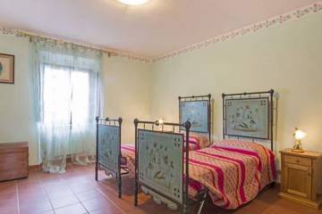 Casa Vacanza per 16 Persone in Volterra, Pisa e dintorni, Foto 1