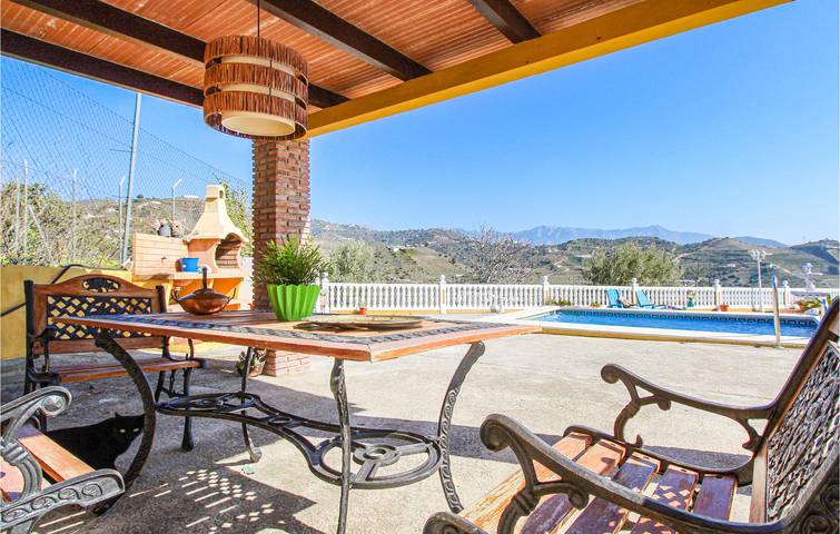 Ferienhaus für 6 Personen, mit Terrasse und Pool in Torrox - 3