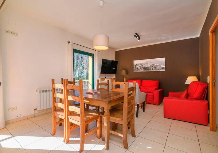 Location de vacances pour 10 personnes, avec vue ainsi que piscine et balcon dans San Celoni - 4
