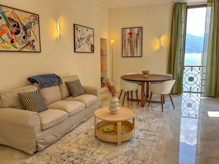 Ferienwohnung für 4 Personen, mit Garten und Seeblick sowie Ausblick