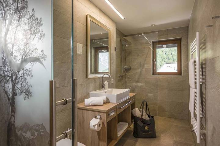 Maison d’hôte pour 2 personnes, avec jardin et jacuzzi ainsi que piscine et sauna à Pertisau - 3