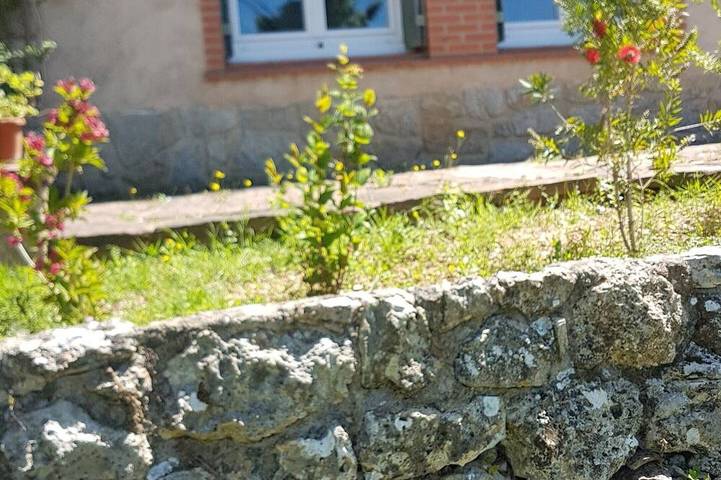 Location de vacances pour 6 personnes, avec jardin et terrasse à Saint-Paul-en-Forêt