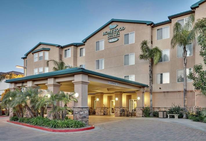 Hotel para 4 personas, con jacuzzi y piscina - 1