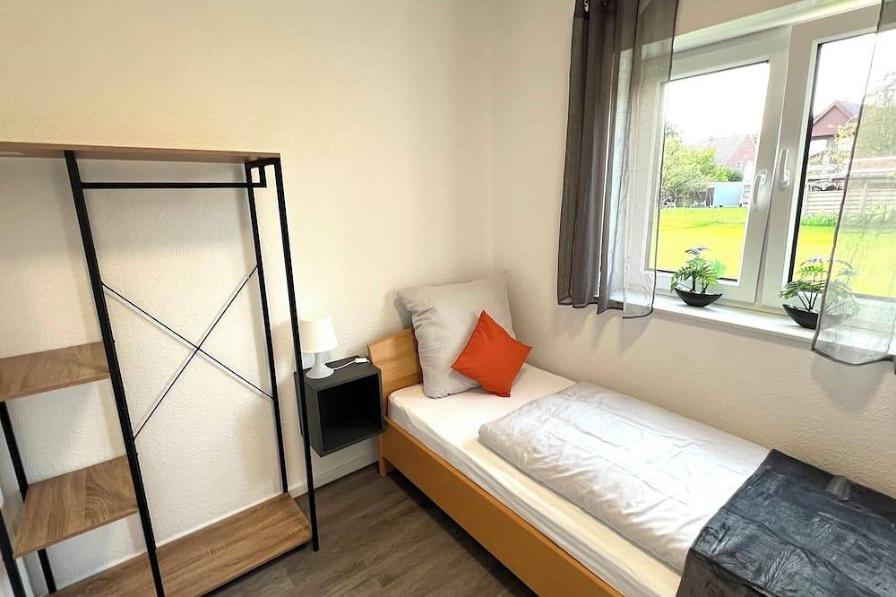 Ganze Wohnung, Ferienhaus \"Jonagold\" Meppen Ebenerdig Carport Terrasse Free Wifi 2 Schlafzimmer in Meppen, Hasetal