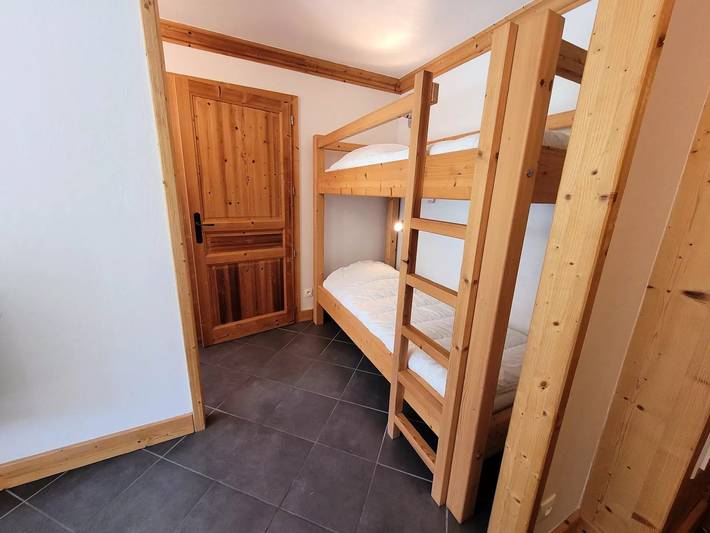 Ganze Wohnung, Ferienwohnung 2 Zimmer Bergecke - 4 Personen in Lanslebourg-Mont-Cenis, Region Saint-Jean-de-Maurienne