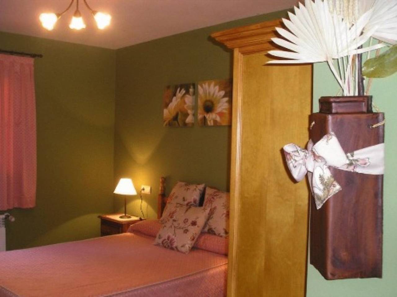 Apartamento entero, Apartamento 'Apartamento 1' con terraza compartida, jardín compartido y Wi-Fi in Obaya, Villaviciosa 