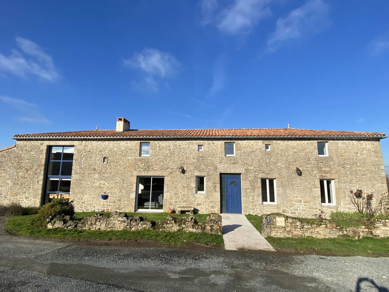 Gîte du Puy Simbert 300 m² pour 15 personnes in Chambretaud, Vallée de la Loire