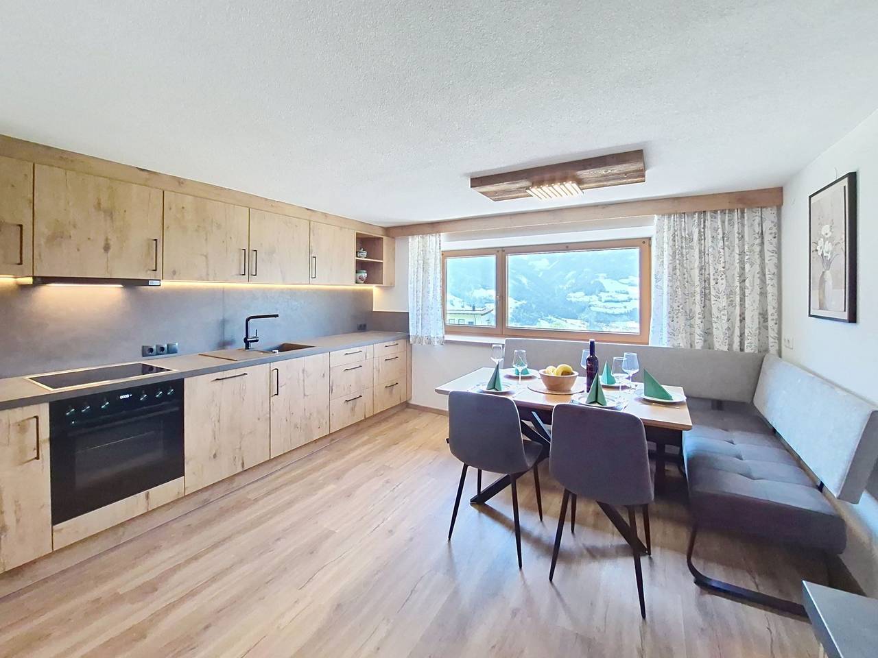 Ferienhaus Dinkl in Stummerberg, Ski-Optimal Hochzillertal