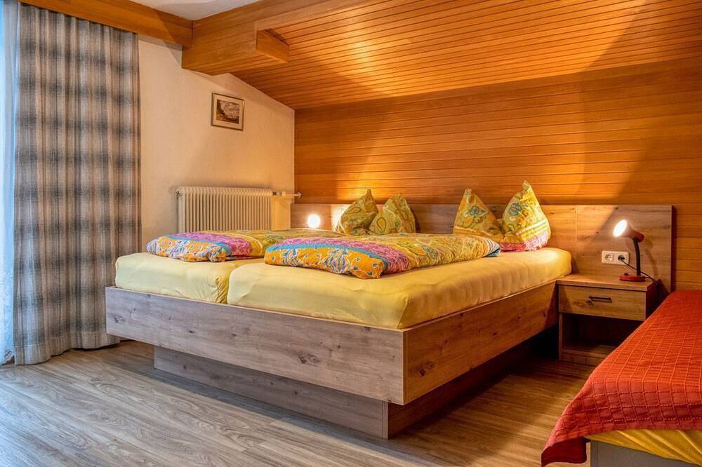 Ganze Wohnung, Appartement 5 Nord - Haus Rosemarie in Nesselwängle, Außerfern
