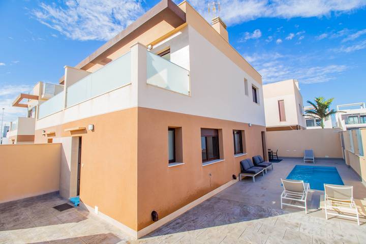 Chalet para 8 personas, con terraza en Campo de Cartagena - 2