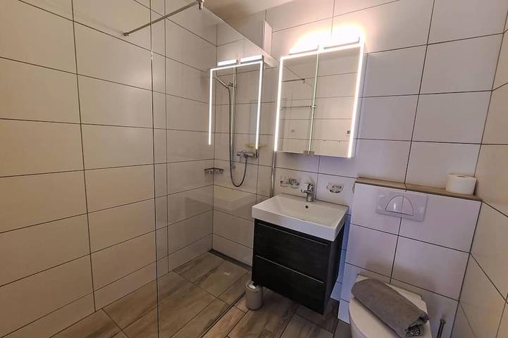 Entire apartment, Collina Verde B in Ascona, Ticino Alps and Verbano