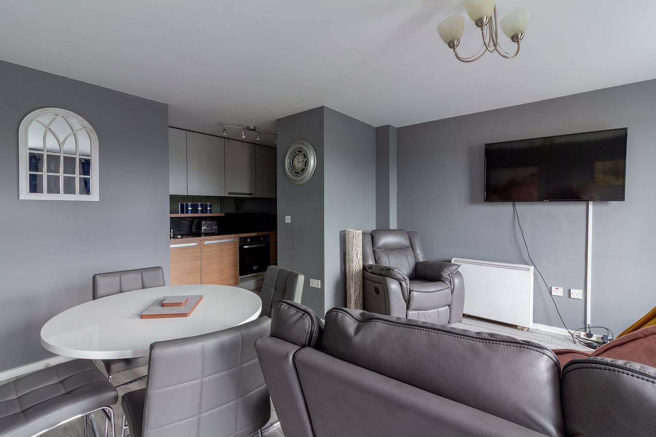 Entire apartment, Guestready Essential - Royal Canal Park Getaway in Dublin, County Dublin