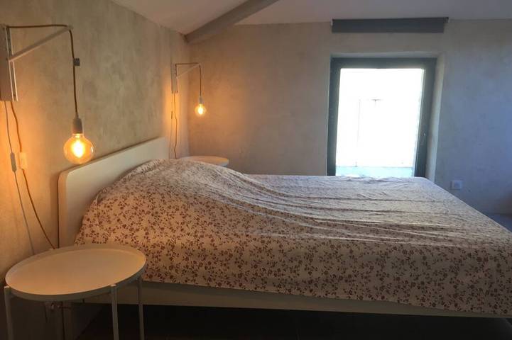 Location de vacances pour 6 personnes, avec balcon, animaux acceptés à Saint-Laurent-de-Carnols - 4