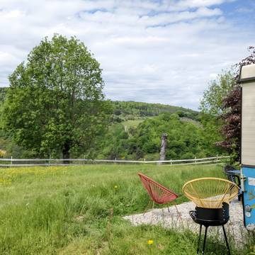Caravane pour 4 Personnes dans Haute-Loire, Photo 2