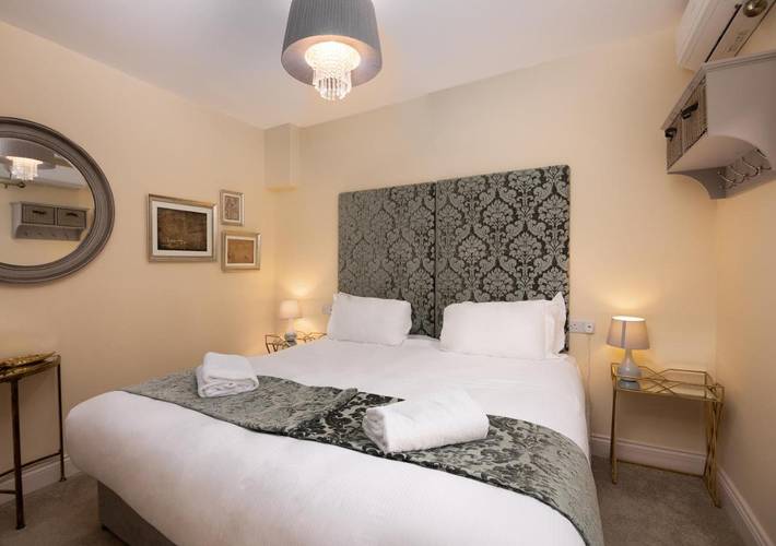 Alojamiento y desayuno para 2 personas - 1