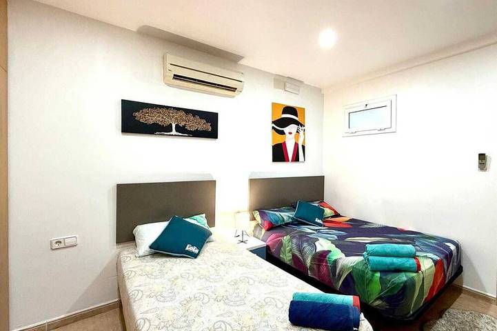 Ganze Wohnung, Near to Beach and 15 min to Barcelona by Train in Sant Adrià de Besòs, Barcelonès