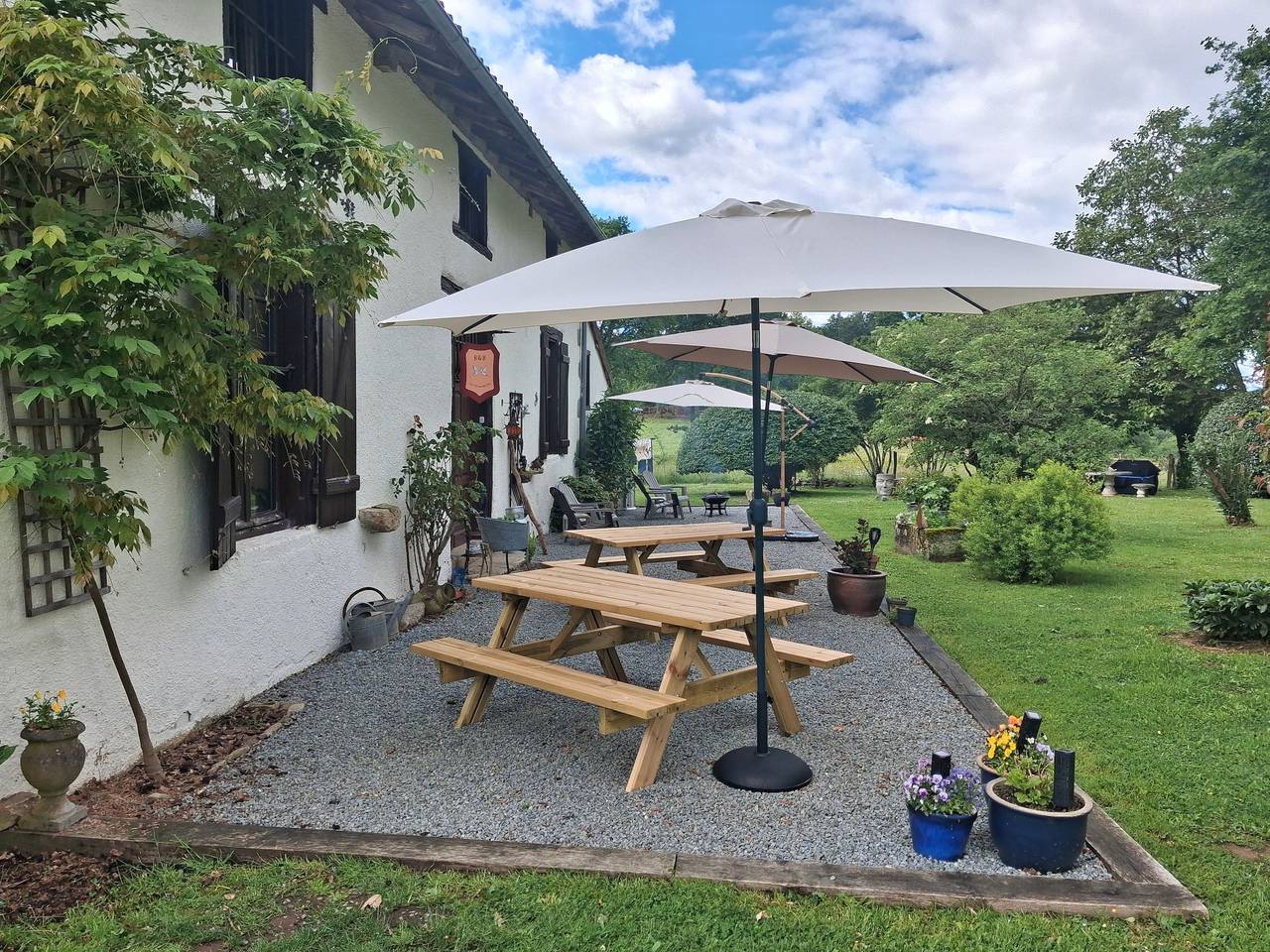 Chambre d’hôte pour 2 personnes avec jardin in Moissannes, Région de Limoges