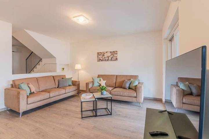 Villa für 8 Personen, mit Sauna und Garten sowie Balkon, mit Haustier in Pianello del Lario - 4