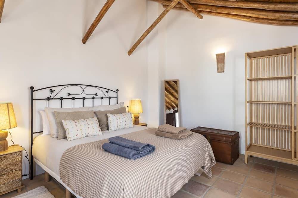 Casa rústica con piscina en Nigüelas in Nigüelas, Cordillera Penibética