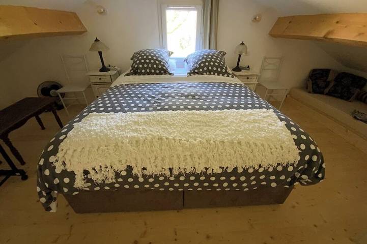 Gîte pour 2 personnes, avec jardin et terrasse, animaux acceptés à Valojoulx - 3