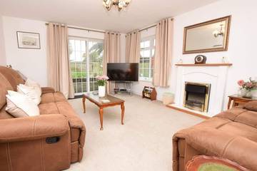 Cottage for 4 People in Pembroke, Pembrokeshire, Photo 2