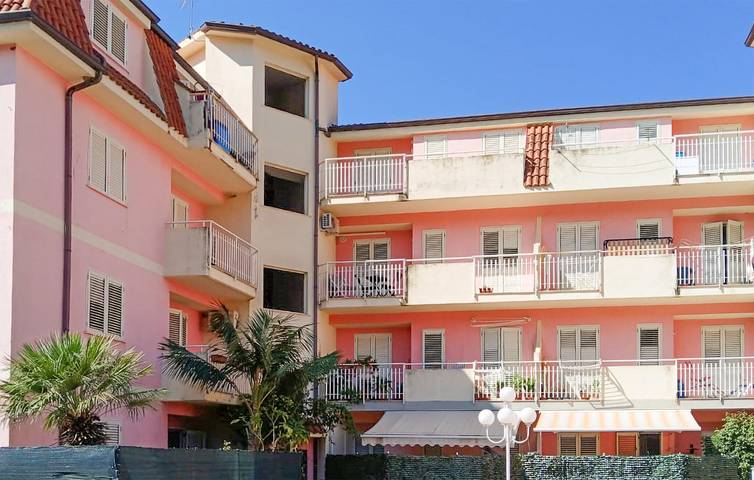 Apartamento de vacaciones para 4 personas, con terraza y piscina, Se admiten mascotas - 1