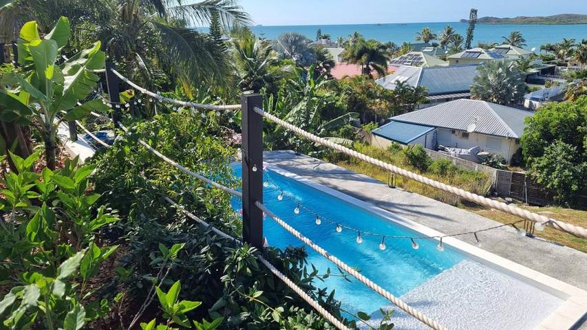 Chambre d’hôte pour 2 personnes, avec piscine ainsi que vue et terrasse En Nouvelle-Calédonie - 2