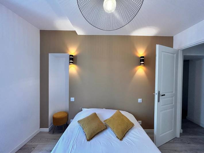 Gîte pour 4 personnes, avec balcon dans Gare De Saint Raphael Valescure - 4