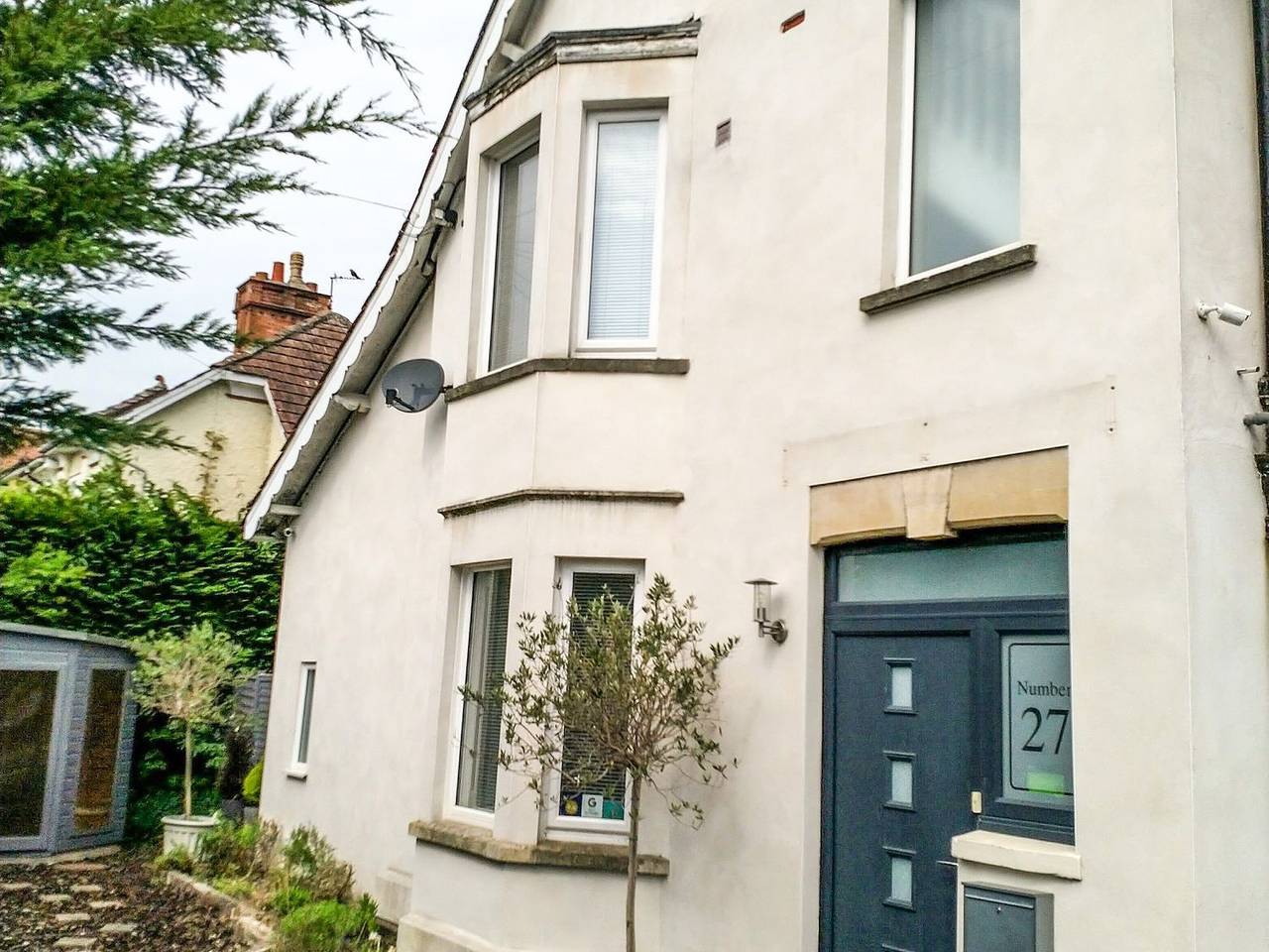 Holiday Rental for 12 People in Glastonbury, Somerset