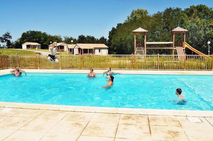 Gîte pour 4 personnes, avec piscine et jardin à Orist - 4