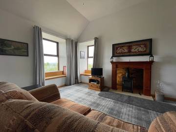 Log Cabin for 2 People in Highlands, Scotland, Photo 3