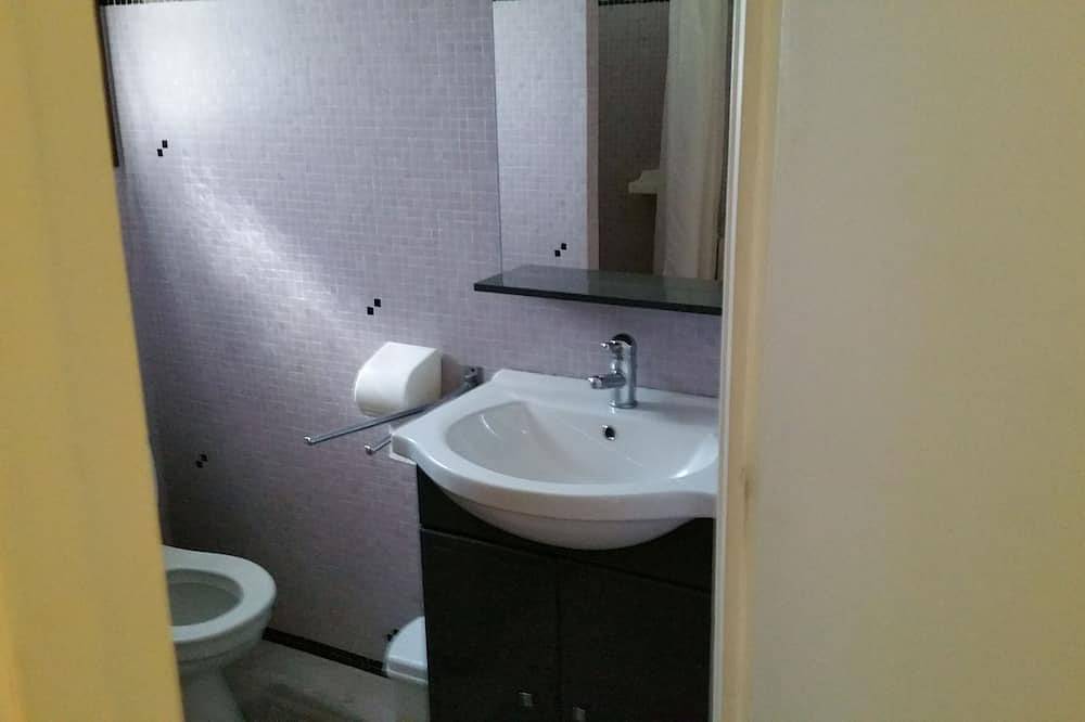 Appartement entier, Le calme à la mer ,au rdj de cette villa provençale aux Issambres in Les Issambres, Roquebrune-sur-Argens