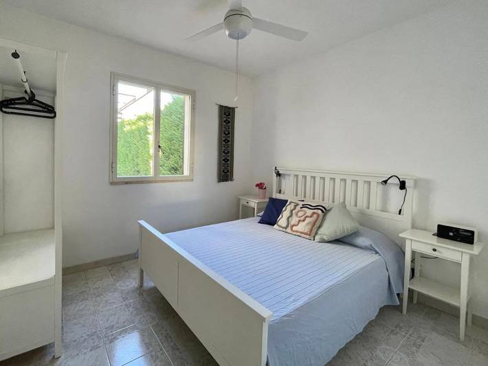 Ferienhaus für 5 Personen, mit Ausblick und Garten sowie Pool