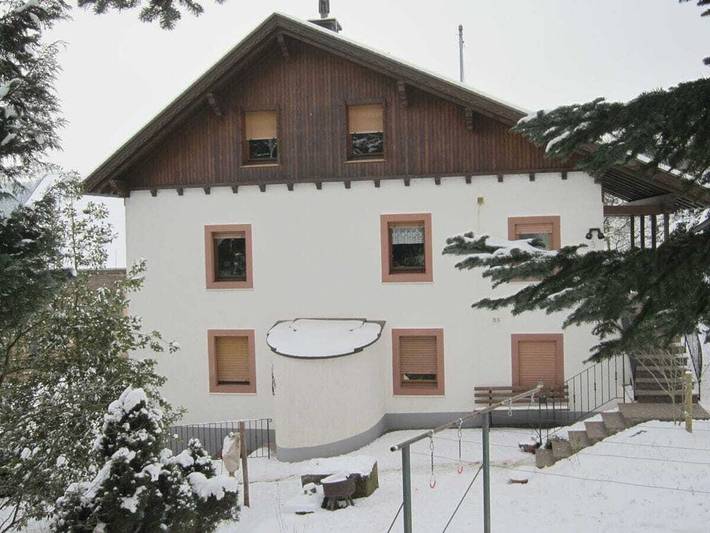 Ferienwohnung mit 1 Schlafzimmer in Steffeln, Vulkaneifel