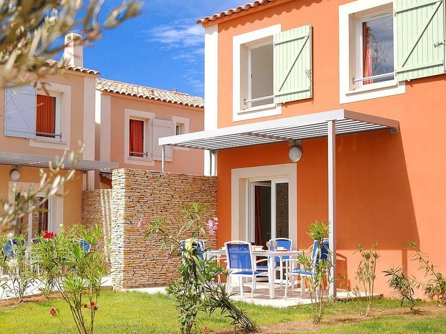 Résidence Odalys Référence Le Mas des Flamants - House 6 persons - 3-room maisonette sleeps 6 in Aigues-Mortes, Côte d'Améthyste