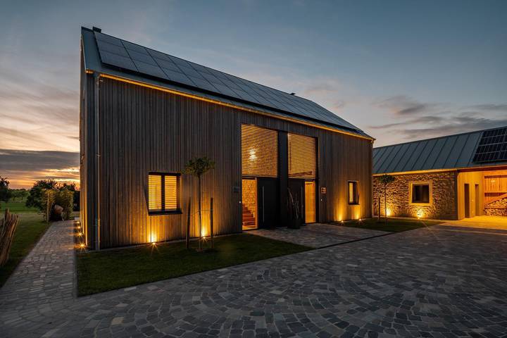 Ferienwohnung für 6 Personen, mit Terrasse und Whirlpool sowie Garten und Sauna in der Eifel - 2