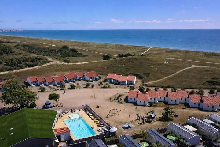 Camping pour 5 personnes, avec Terrasse à Saint-Hilaire-de-Riez