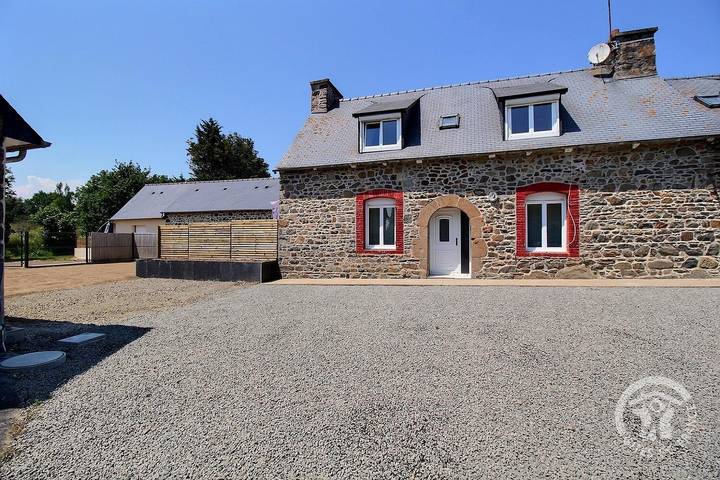 Gîte pour 5 personnes, avec jardin à Plourhan - 4