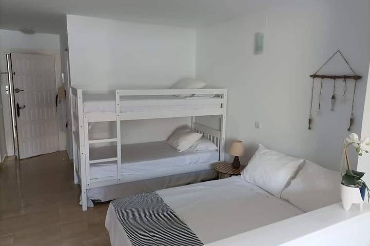 Appartement entier, With Wi-Fi and views of the harbor, just 1 minute from Las Fuentes Beach in Alcossebre, Alcalà de Xivert