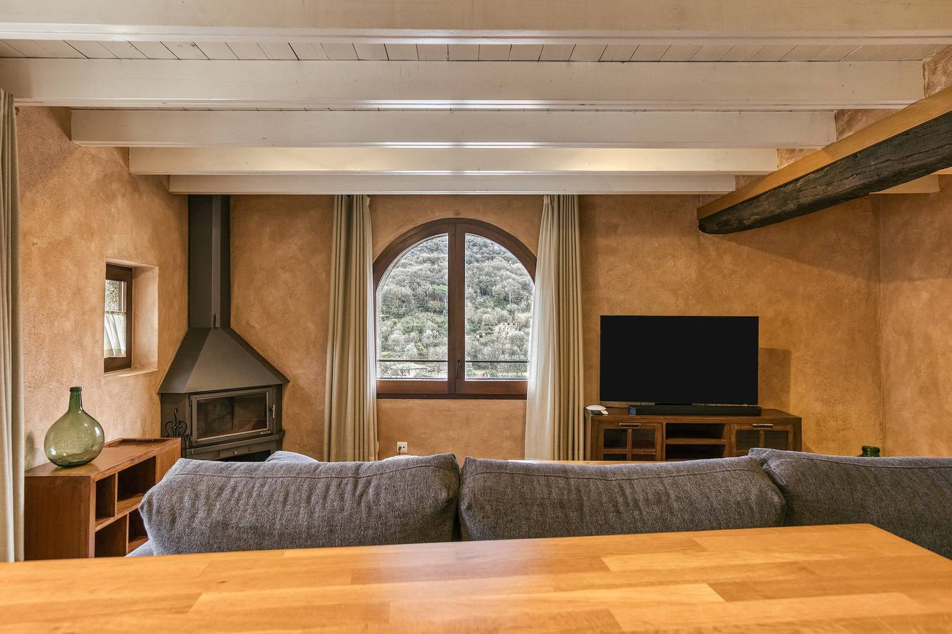 Appartement 'Comanegra' met Uitzicht op de Bergen, Wifi en Airconditioning, foto 8