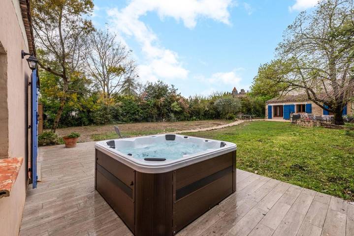 Villa pour 14 personnes, avec Jacuzzi et Terrasse ainsi que Jardin et Vue à Carcassonne - 4
