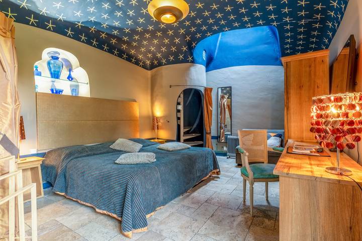 Zimmer „Chambre 10“ mit Gemeinschaftspool, Wlan und Klimaanlage in Collias, Nimes und Umgebung