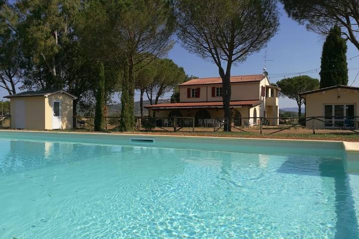 Appartement de vacances pour 3 personnes, avec piscine et jardin - 1