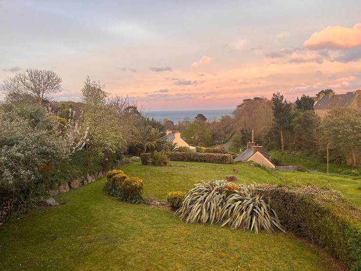Location de vacances pour 10 personnes, avec jardin et vue, animaux acceptés à Ploubazlanec - 3