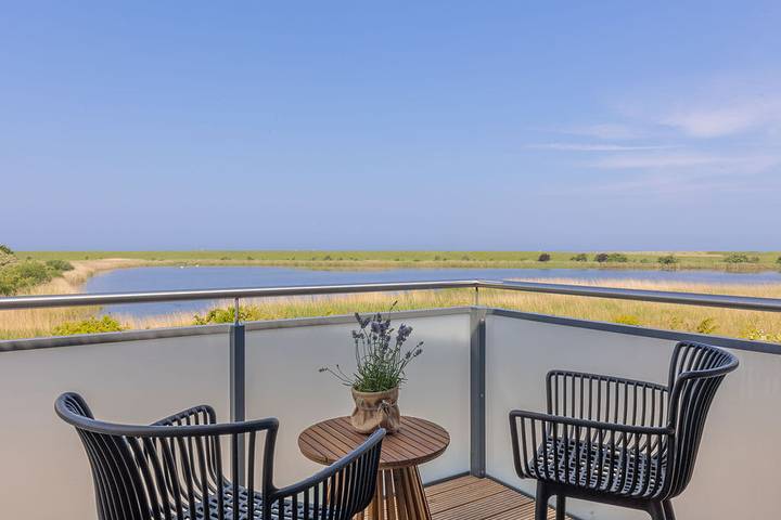 De Bööi – Luxus–Ferienhaus mit Meerblick, Sauna & Kamin in Westermarkelsdorf, Fehmarn